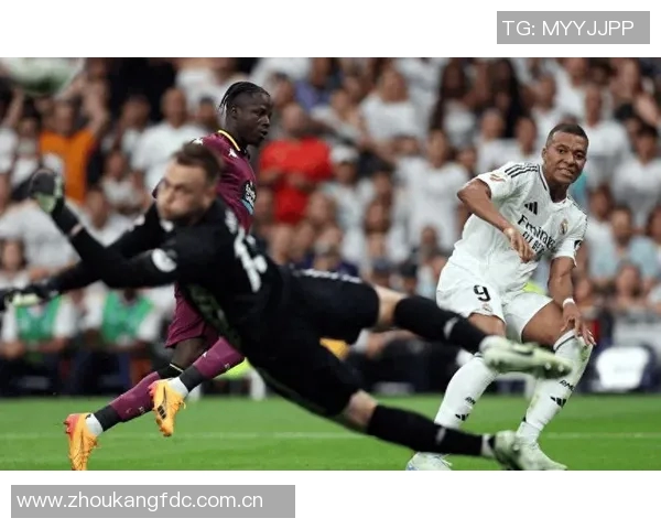 姆巴佩确认继续为法国国家队效力不会回马德里养伤 姆巴佩确认继续为法国国家队效力不会回马德里养伤