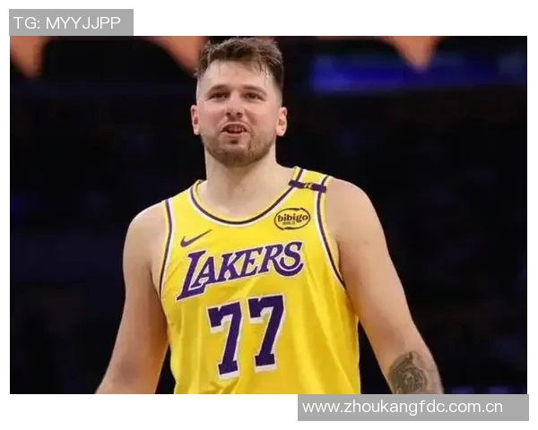 雷迪克透露东契奇詹姆斯今日进行个人技术训练东契奇健康状况良好 雷迪克透露东契奇詹姆斯今日进行个人技术训练东契奇健康状况良好