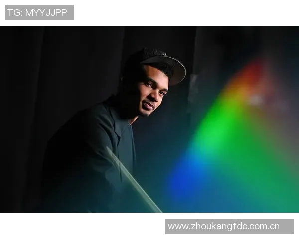 名记称文班亚马如外星人NBA近20年未见如此独特球员