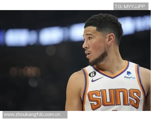 NBA官方推特为太阳队后卫布克送上真挚祝福庆祝其29岁生日快乐