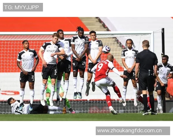 英超官方发问：你认为阿森纳的49场不败纪录能否被超越