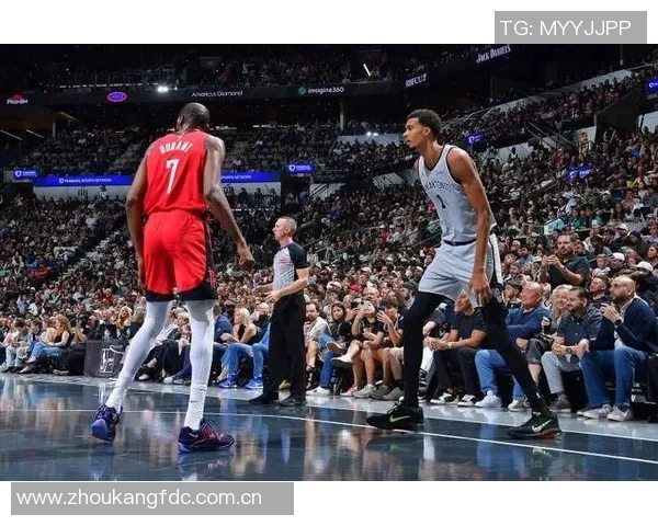 火箭记者解读杜兰特防守表现谢泼德不可交易华子交易无望