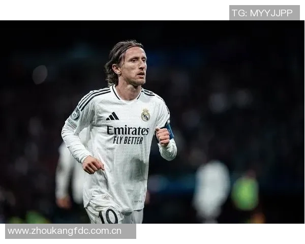 莫德里奇40岁依然巅峰状态意甲首发连续五场全勤展现传奇风范 莫德里奇40岁依然巅峰状态意甲首发连续五场全勤展现传奇风范