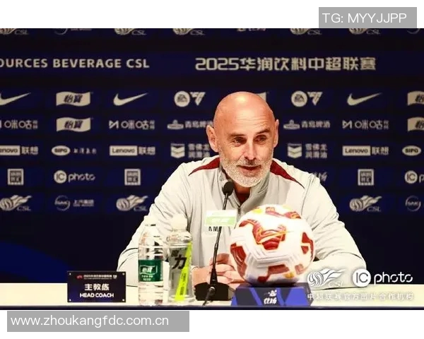 弗兰克称赞维尔茨与哈维西蒙斯同样出色适应新联赛是关键挑战