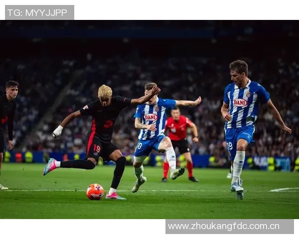 亚马尔重返巴塞罗那积极进行康复治疗全力恢复状态